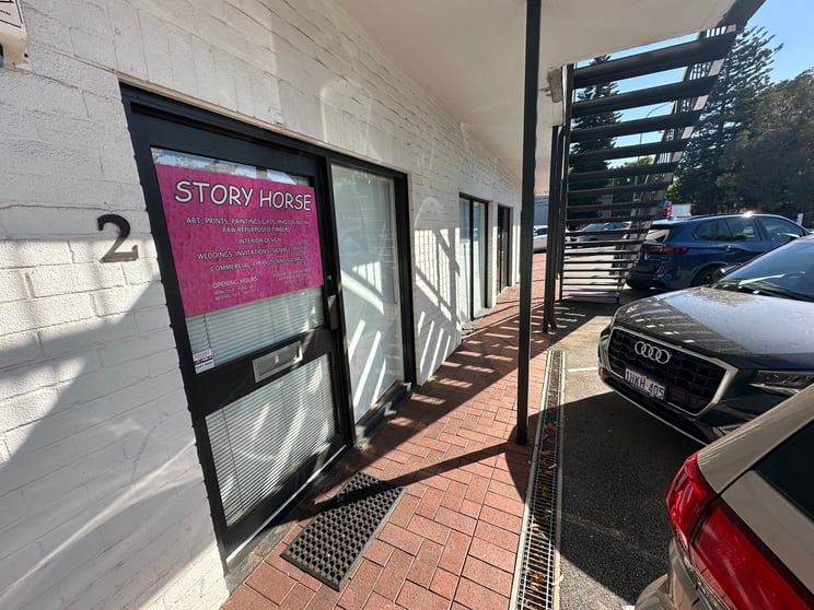 Click to view all images 2/194 Scarborough Beach Road Mount Hawthorn WA 6016 - Image 2