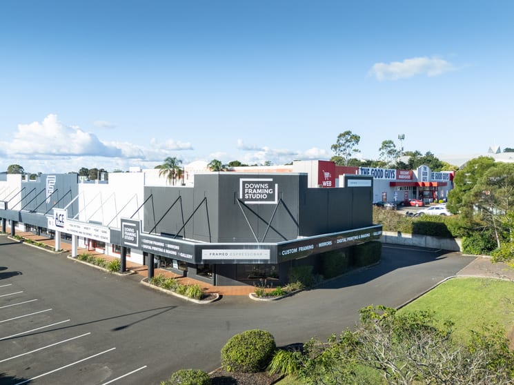 Click to view all images 4/900 Ruthven Street Toowoomba QLD 4350 - Image 1
