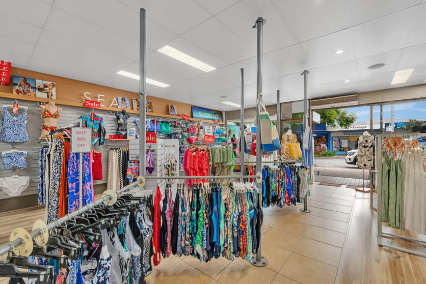 Click to view all images 38 Bulcock Street Caloundra QLD 4551 - Image 3