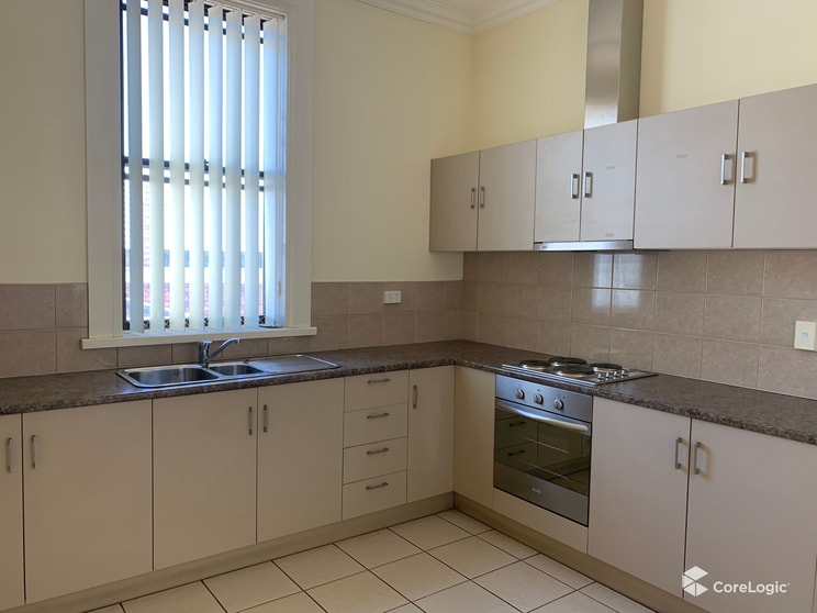 Click to view all images Level 1, 157-159/Level 1, 1 Gray Street Hamilton VIC 3300 - Image 3