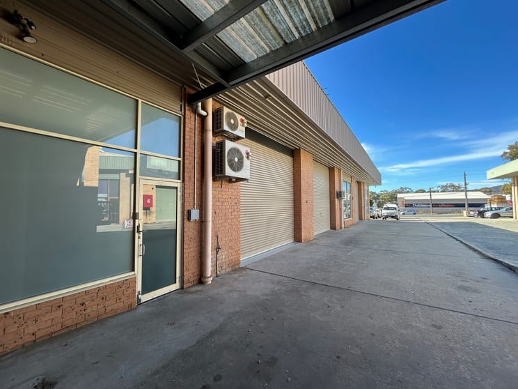 Click to view all images 2/16-18 Grimwade Street Mitchell ACT 2911 - Image 2