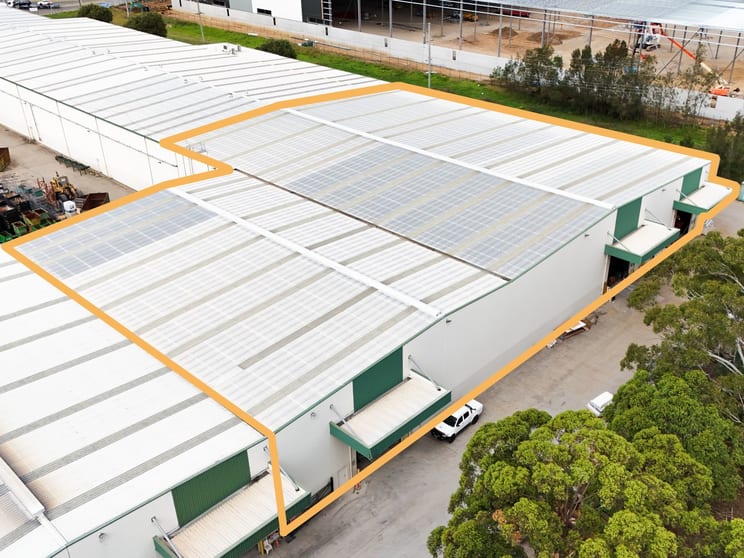 Click to view all images Unit 4/1 Swaffham Road Minto NSW 2566 - Image 3