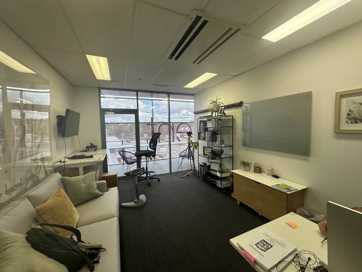 Click to view all images Level 4 Suite 4.11/200 Central Coast Highway Erina NSW 2250 - Image 1