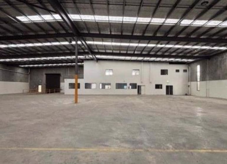 Click to view all images 109 Lambeck Drive Tullamarine VIC 3043 - Image 2