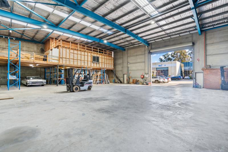 Click to view all images Wetherill Park NSW 2164 - Image 2
