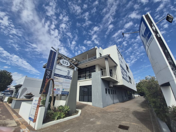7/573 Canning Highway Alfred Cove WA 6154 - Image 3