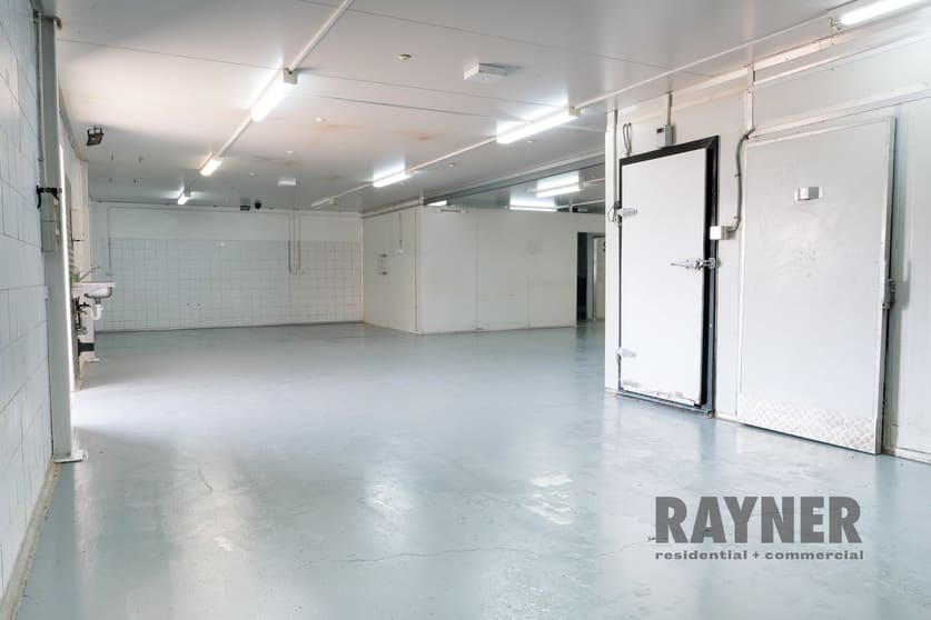 Click to view all images 43B Raymond Avenue Bayswater WA 6053 - Image 3