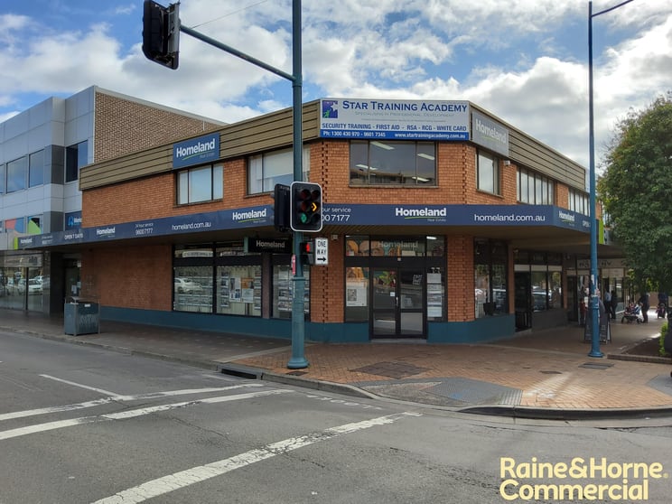 Click to view all images Suite 4/259 Northumberland Street Liverpool NSW 2170 - Image 1