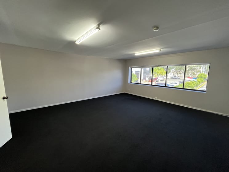 Click to view all images unit 6/43 Station Avenue Darra QLD 4076 - Image 3