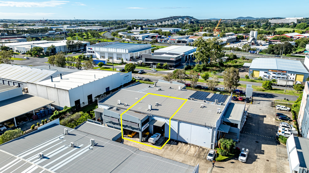 5/300 Cullen Avenue Eagle Farm QLD 4009 - Image 2