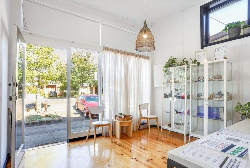 Click to view all images 46 Thompson Street Williamstown VIC 3016 - Image 2