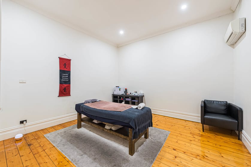 Click to view all images 86A Somerville Road Yarraville VIC 3013 - Image 3