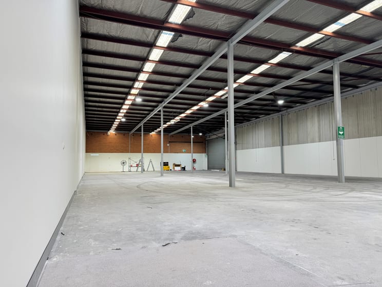 Click to view all images 187 Gladstone Street Fyshwick ACT 2609 - Image 1