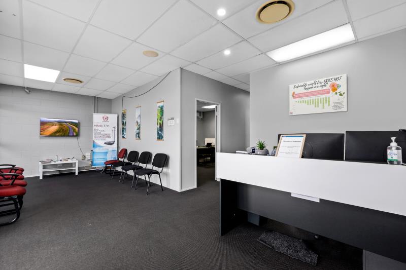 Click to view all images 1, 33-35 Evans Avenue North Mackay QLD 4740 - Image 3