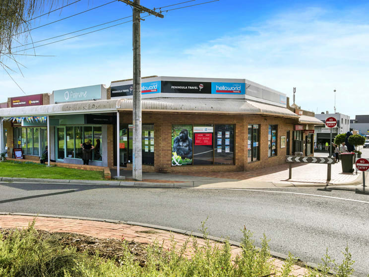 Click to view all images 9 Bay Road Mount Martha VIC 3934 - Image 1