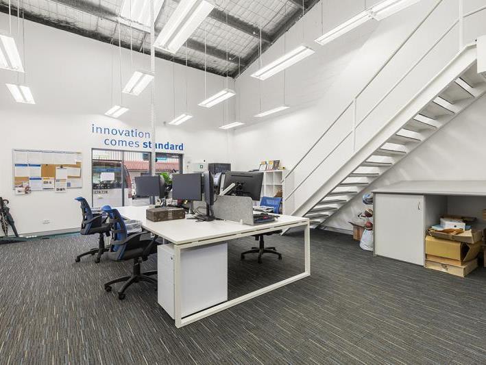 Click to view all images Unit 8/5 Metro Court Gateshead NSW 2290 - Image 1