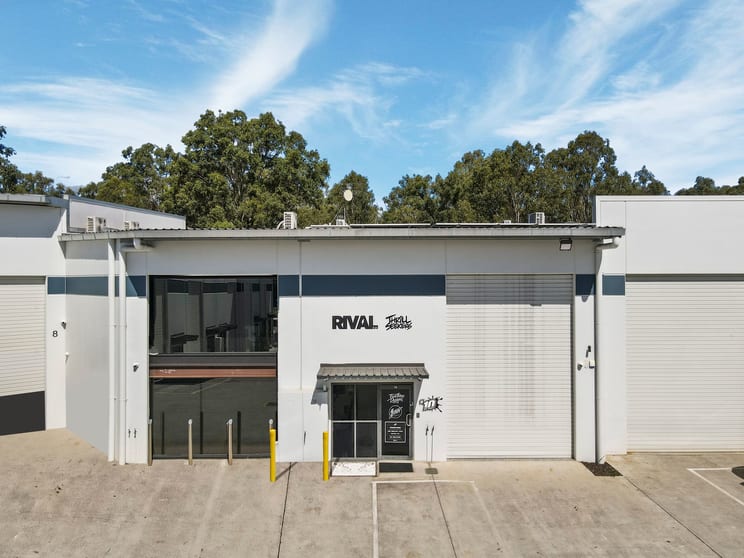 Click to view all images 9&10/55-57 Commerce Circuit Yatala QLD 4207 - Image 1