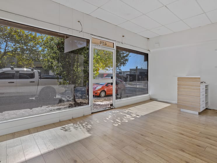 Click to view all images 4/59 Barkly Street Mornington VIC 3931 - Image 3