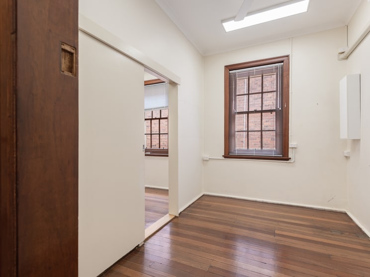 Click to view all images Suite 3F(A)/186 Molesworth Street Lismore NSW 2480 - Image 3