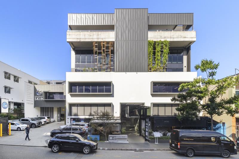 Click to view all images Level 3 & 4, 5 Kyabra Street Newstead QLD 4006 - Image 1