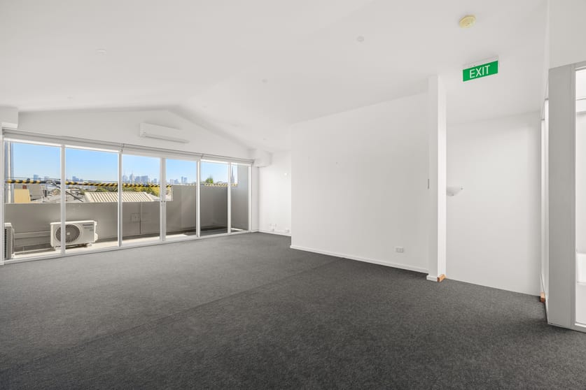 Click to view all images 2/175 Lord Street Richmond VIC 3121 - Image 3