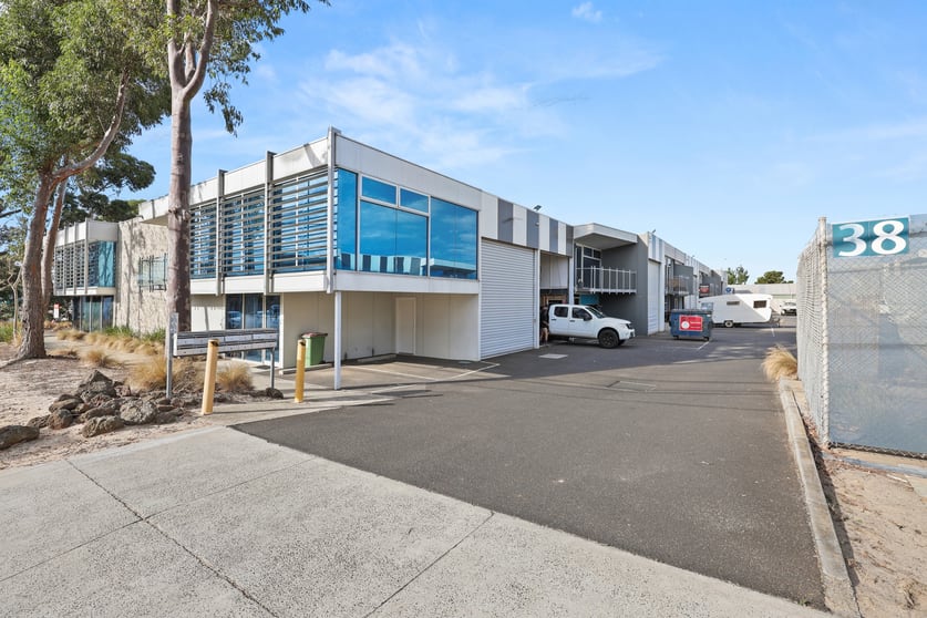 Click to view all images Factory 10/38 Christensen Street Cheltenham VIC 3192 - Image 2
