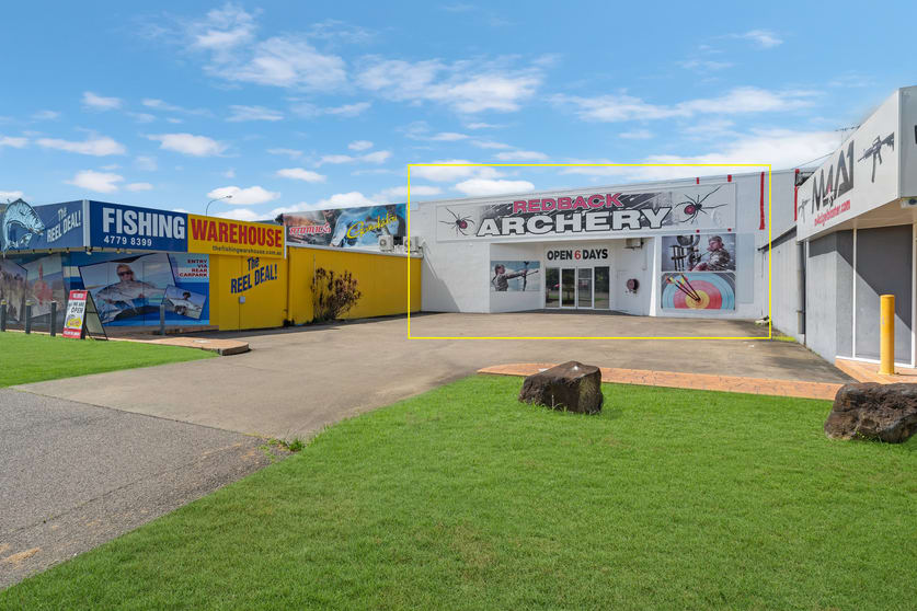 3/158-160 Duckworth St Garbutt QLD 4814 - Image 2