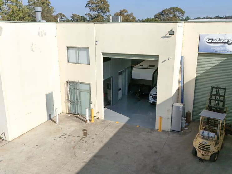 Click to view all images 3/4 Essex Street Minto NSW 2566 - Image 1