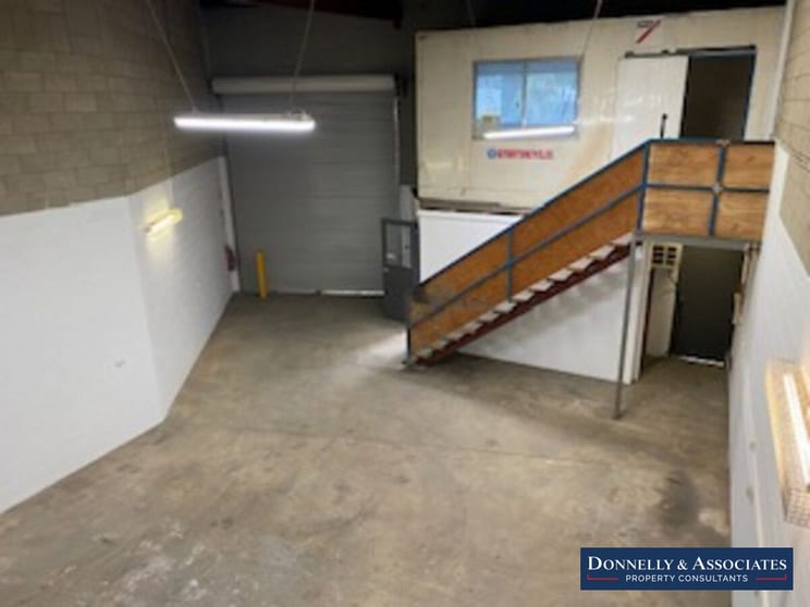 Click to view all images 3/11 Tradelink Road Hillcrest QLD 4118 - Image 1