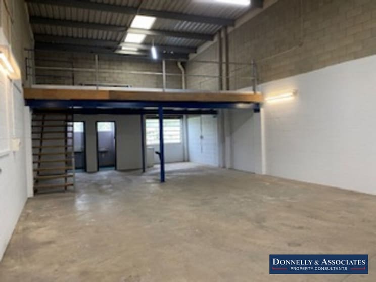 Click to view all images 3/11 Tradelink Road Hillcrest QLD 4118 - Image 3