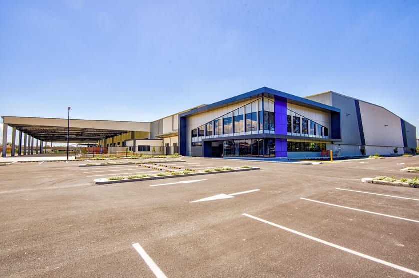 Click to view all images Warehouse 1/63 Jedda Road Prestons NSW 2170 - Image 3