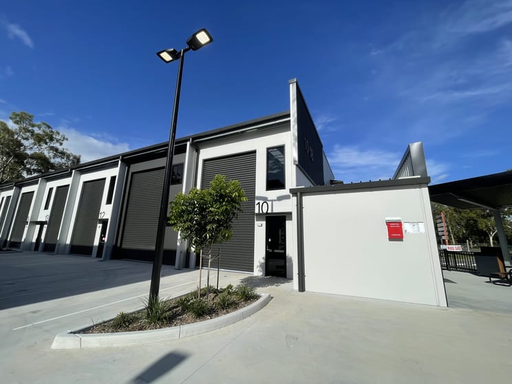 Click to view all images 10/11-17 Bremner Road Rothwell QLD 4022 - Image 2