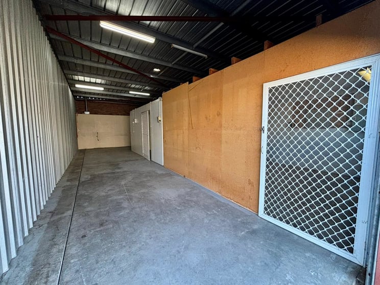 Click to view all images 1/25 Griffin Avenue Tamworth NSW 2340 - Image 3