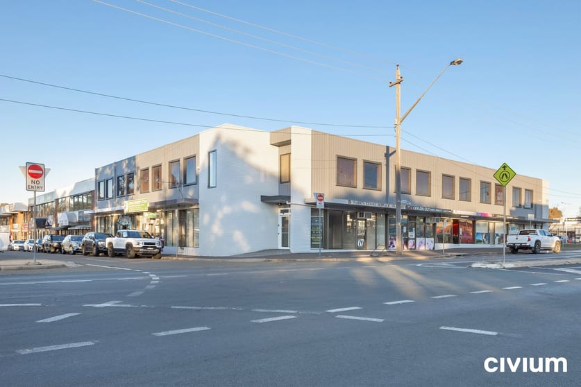 Click to view all images 67 Townshend Street Phillip ACT 2606 - Image 1