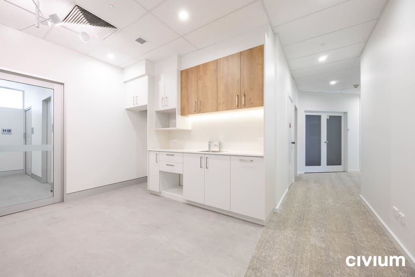 Click to view all images 67 Townshend Street Phillip ACT 2606 - Image 2