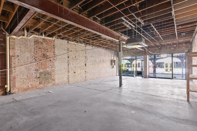 Click to view all images 150-152 Acland Street St Kilda VIC 3182 - Image 3