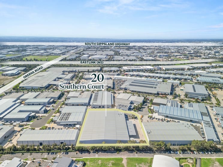 Click to view all images 20 Southern Court Keysborough VIC 3173 - Image 2