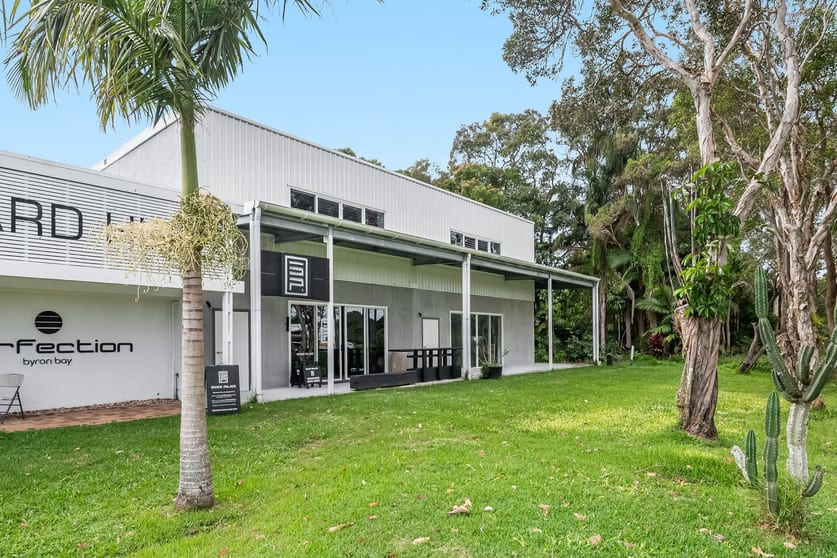 Click to view all images 2/2 Banksia Drive Byron Bay NSW 2481 - Image 2