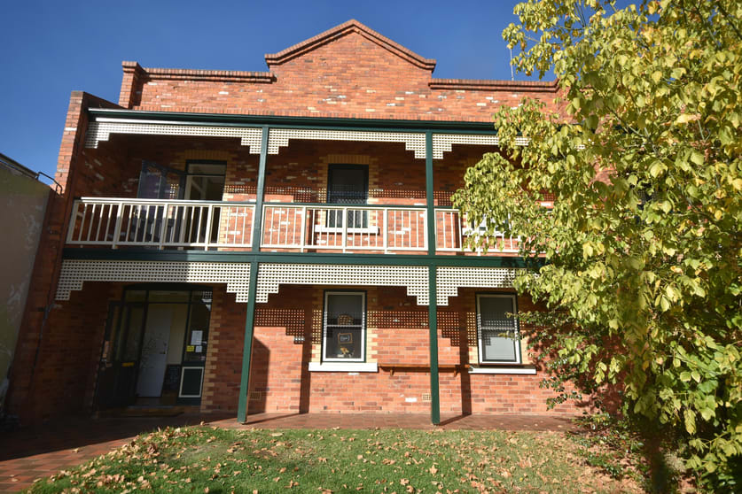 Level 1/556 Macauley Street Albury NSW 2640 - Image 2