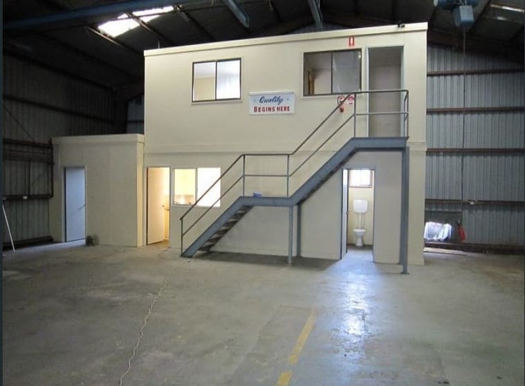 Click to view all images 19 Rodney Road North Geelong VIC 3215 - Image 3