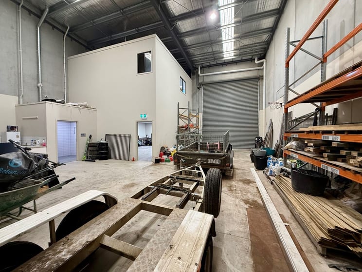Click to view all images 25/80 Mills Road Braeside VIC 3195 - Image 3