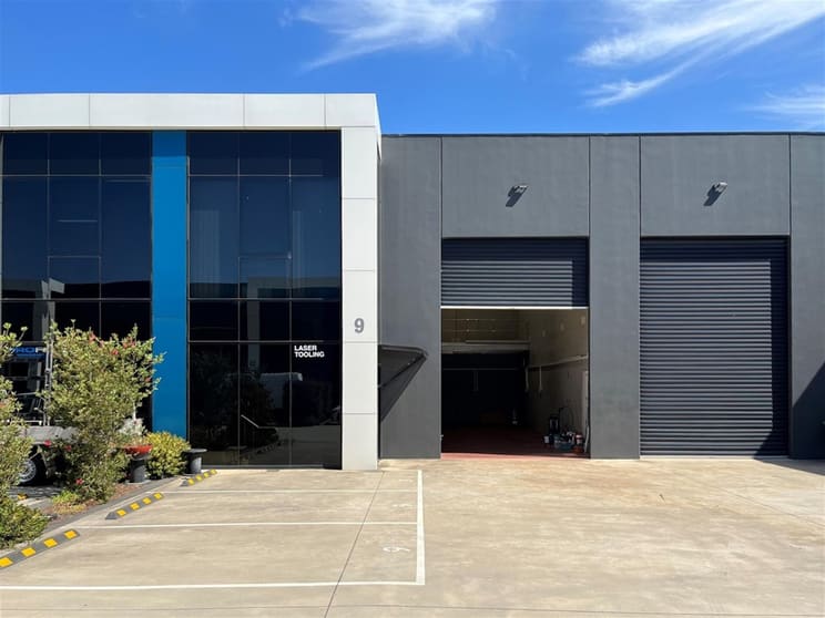 9/8 Kearney Street Bayswater VIC 3153 - Image 1