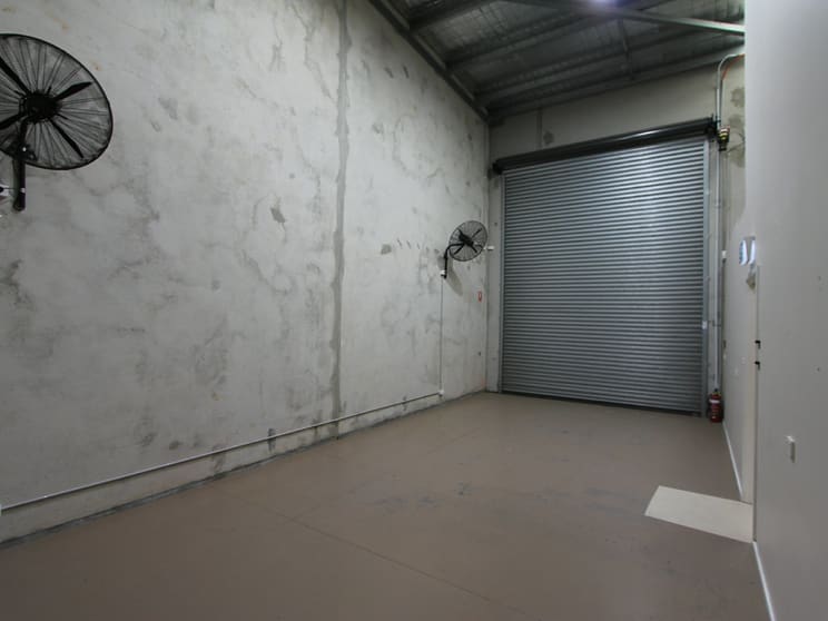 Click to view all images D10/5-7 Hepher Road Campbelltown NSW 2560 - Image 3