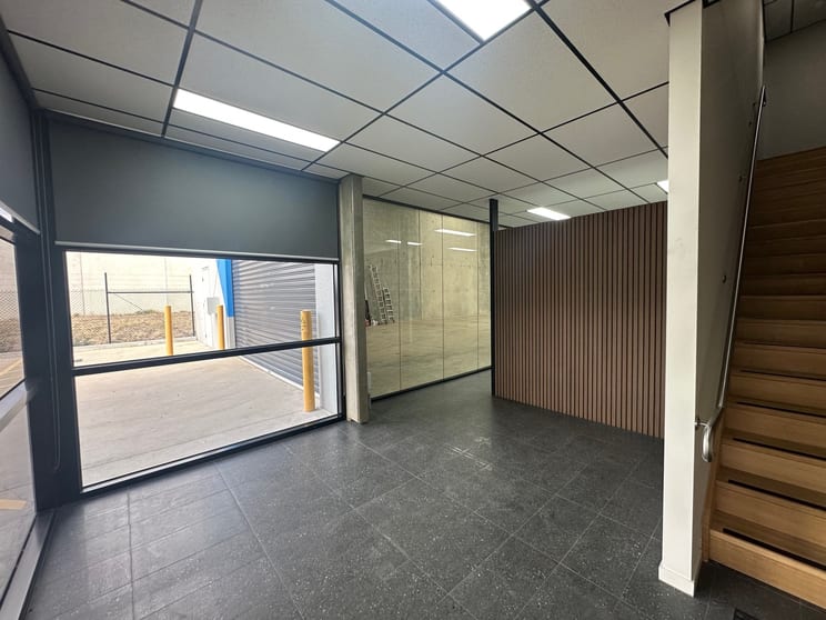 Click to view all images 11 Constance Court Epping VIC 3076 - Image 2