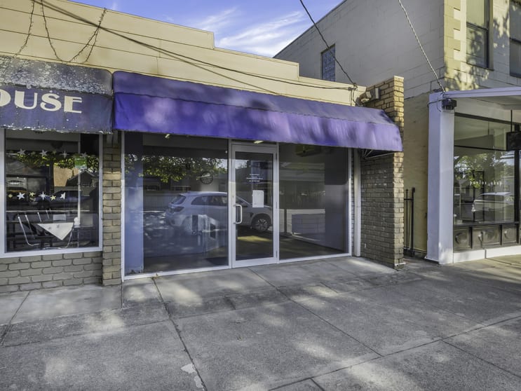 Click to view all images 54 Nunn Street Benalla VIC 3672 - Image 1