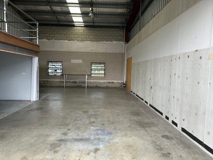 Click to view all images 10/1 Roys Road Beerwah QLD 4519 - Image 2