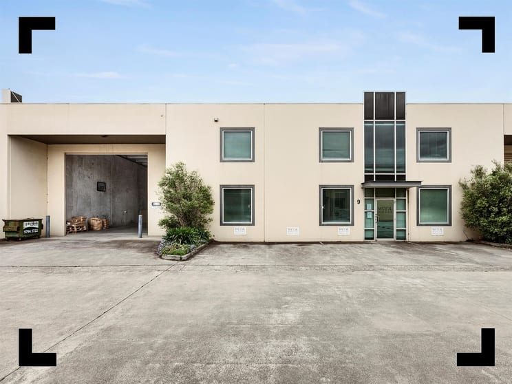Click to view all images 9/42-46 Vella Drive Sunshine West VIC 3020 - Image 1