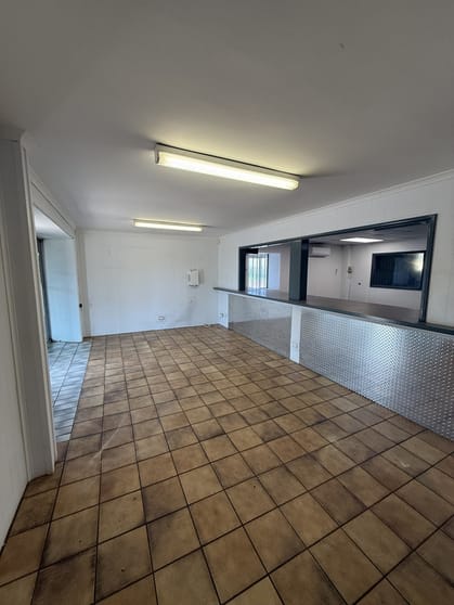 Click to view all images 898 Stuart Highway Pinelands NT 0829 - Image 3