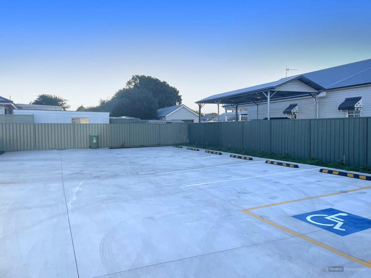 Click to view all images 5a Clairmont Street Newtown QLD 4350 - Image 3