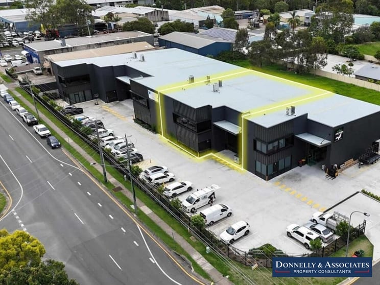 Click to view all images 2/2 Stone Court Kingston QLD 4114 - Image 2